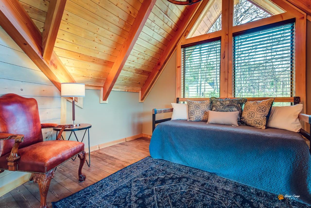Majestic View Lodge, Amazing Views, Hot Tub, 1089 Free Tickets Each Paid Day, Dollywood And More Gatlinburg Exterior foto